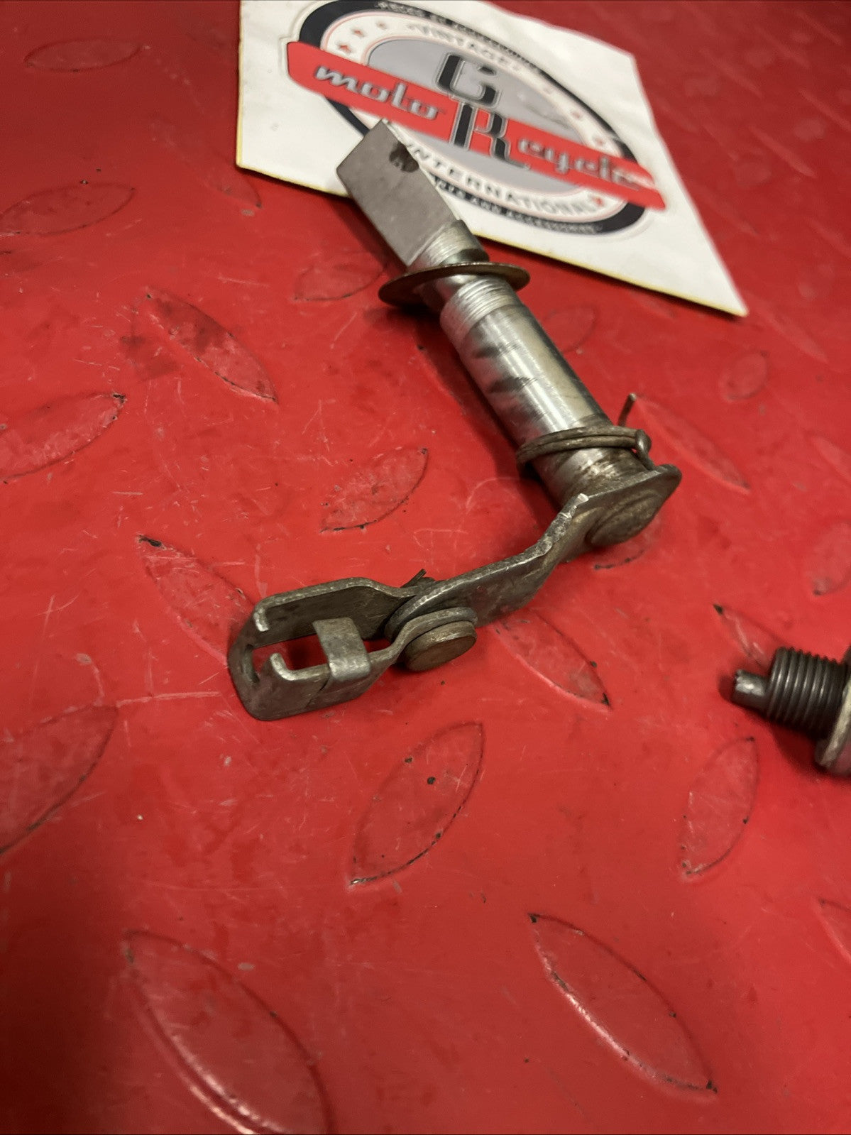 Yamaha DT175 1974 Clutch actuator release lifter push lever