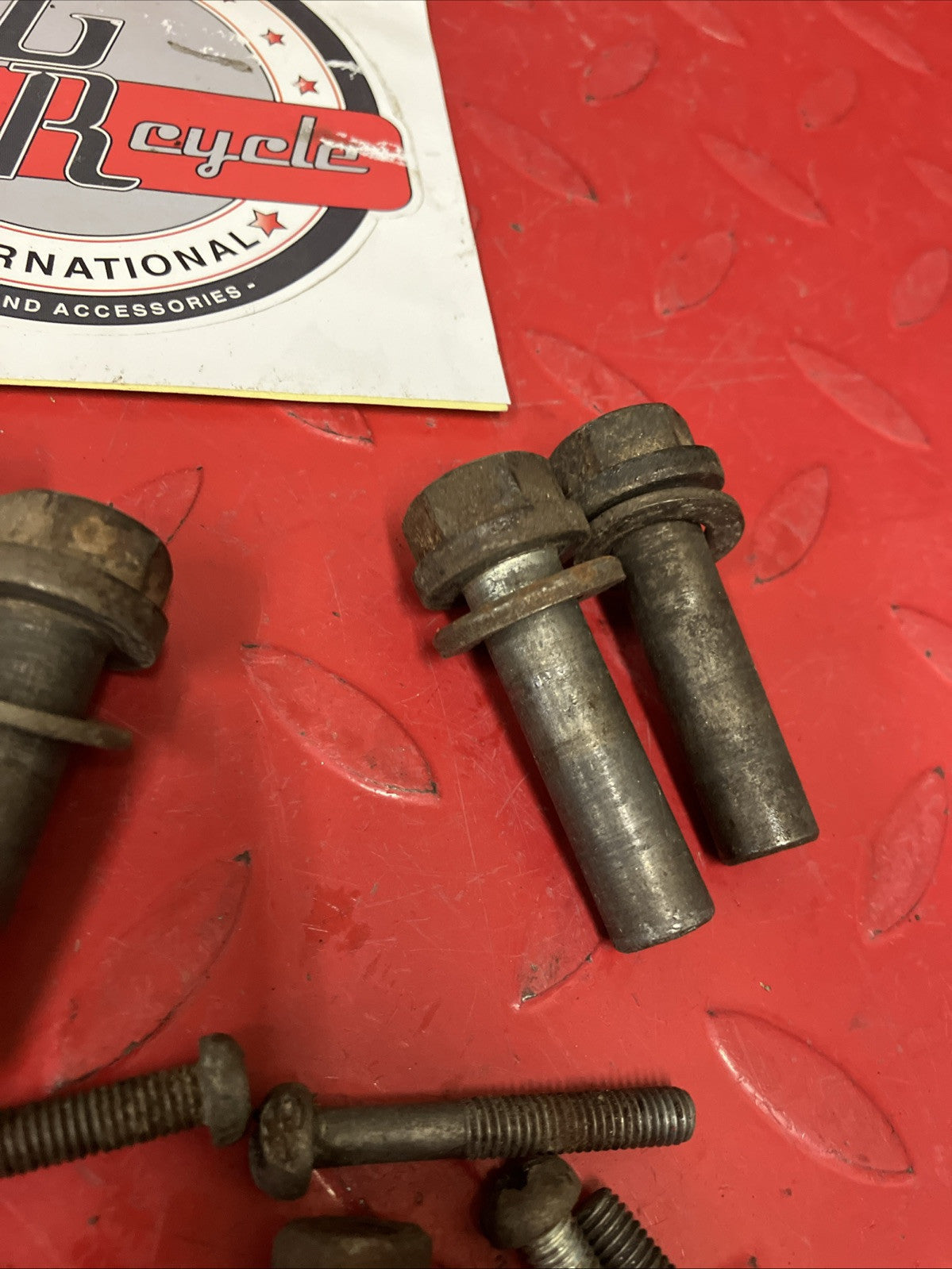 Yamaha DT175 1974 engine motor cylinder head bolt nut lot hardware