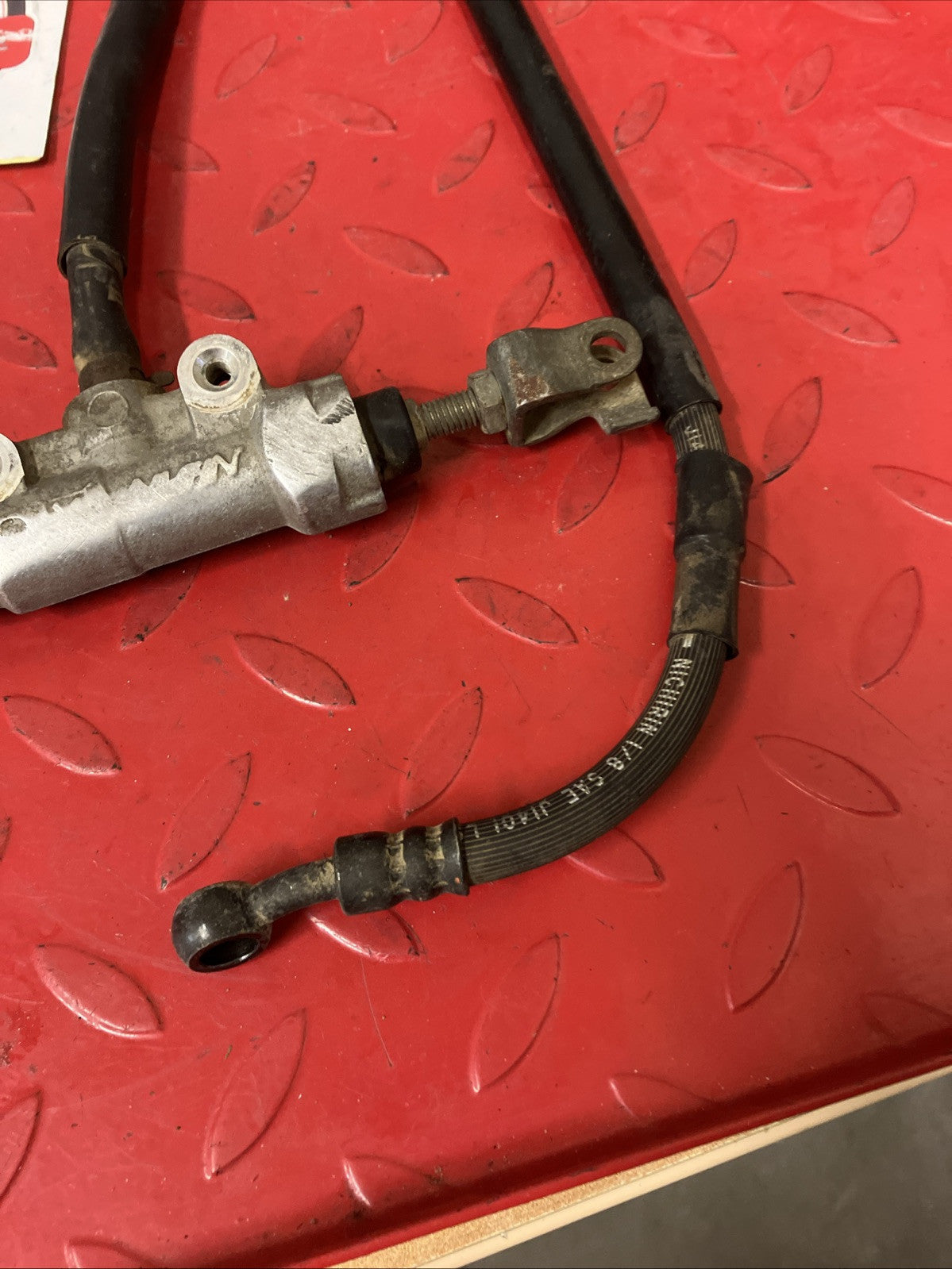 Honda CR250R 2000 Rear brake caliper master cylinder hose 2001