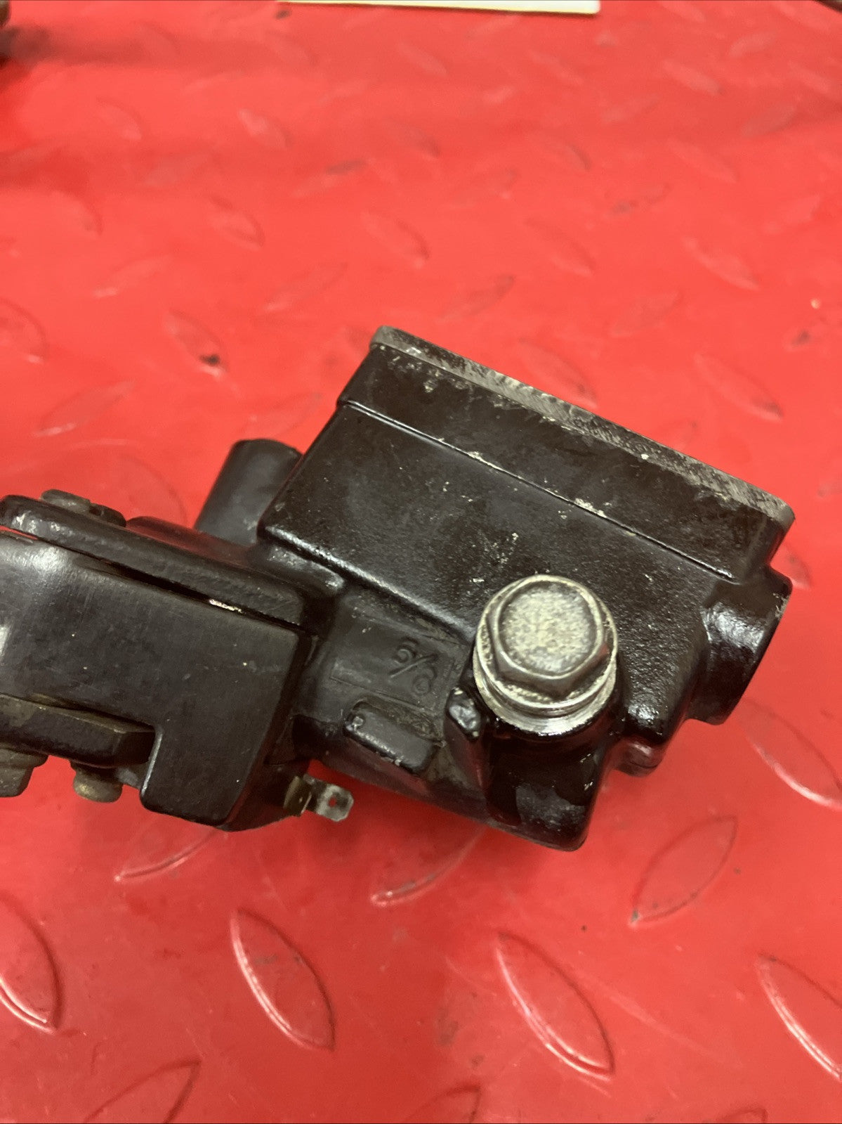Kawasaki ZG1000 Front brake assembly caliper master cylinder hose joint U9