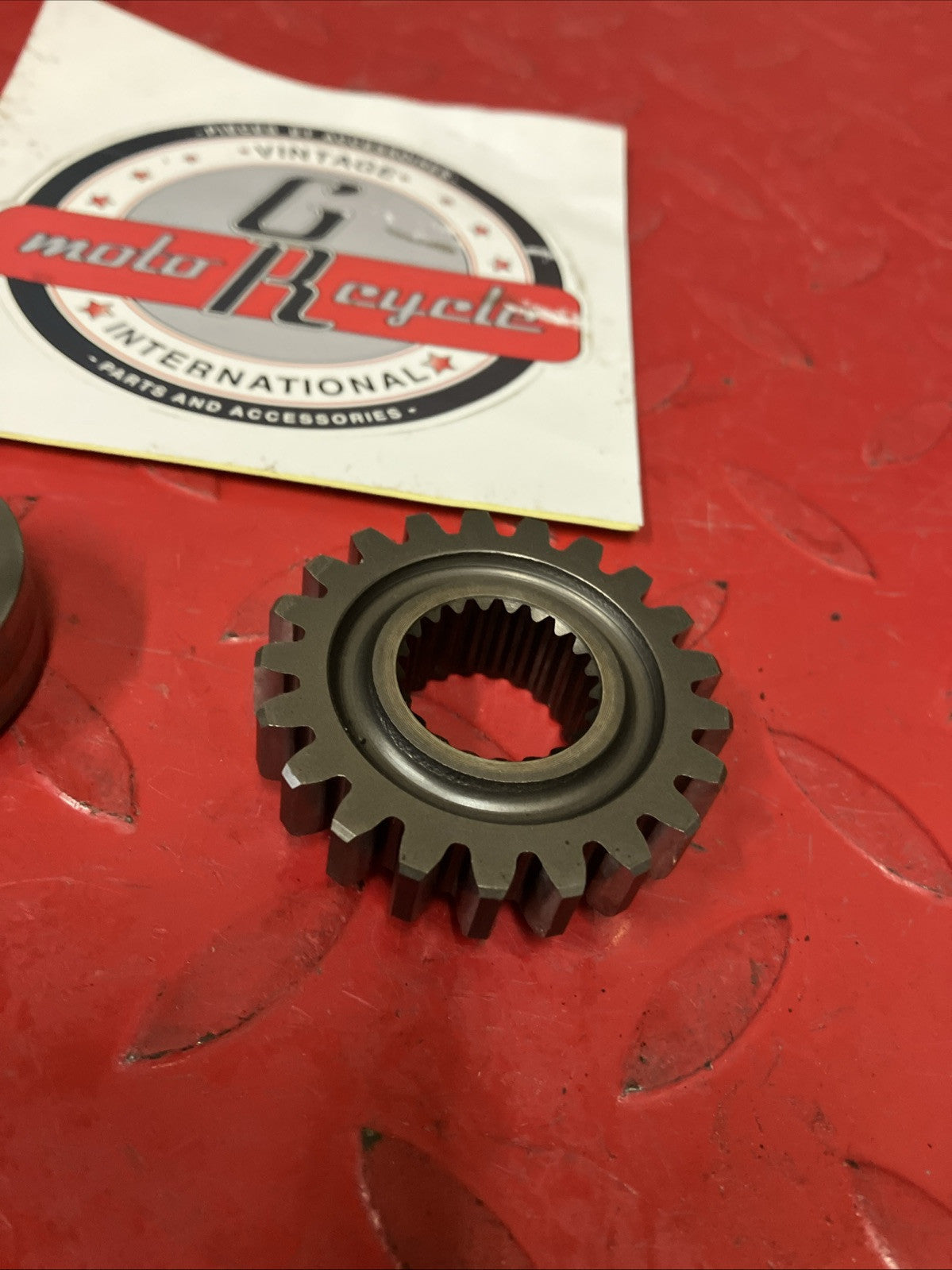 Honda CR250R 2000 Primary drive gear and collar