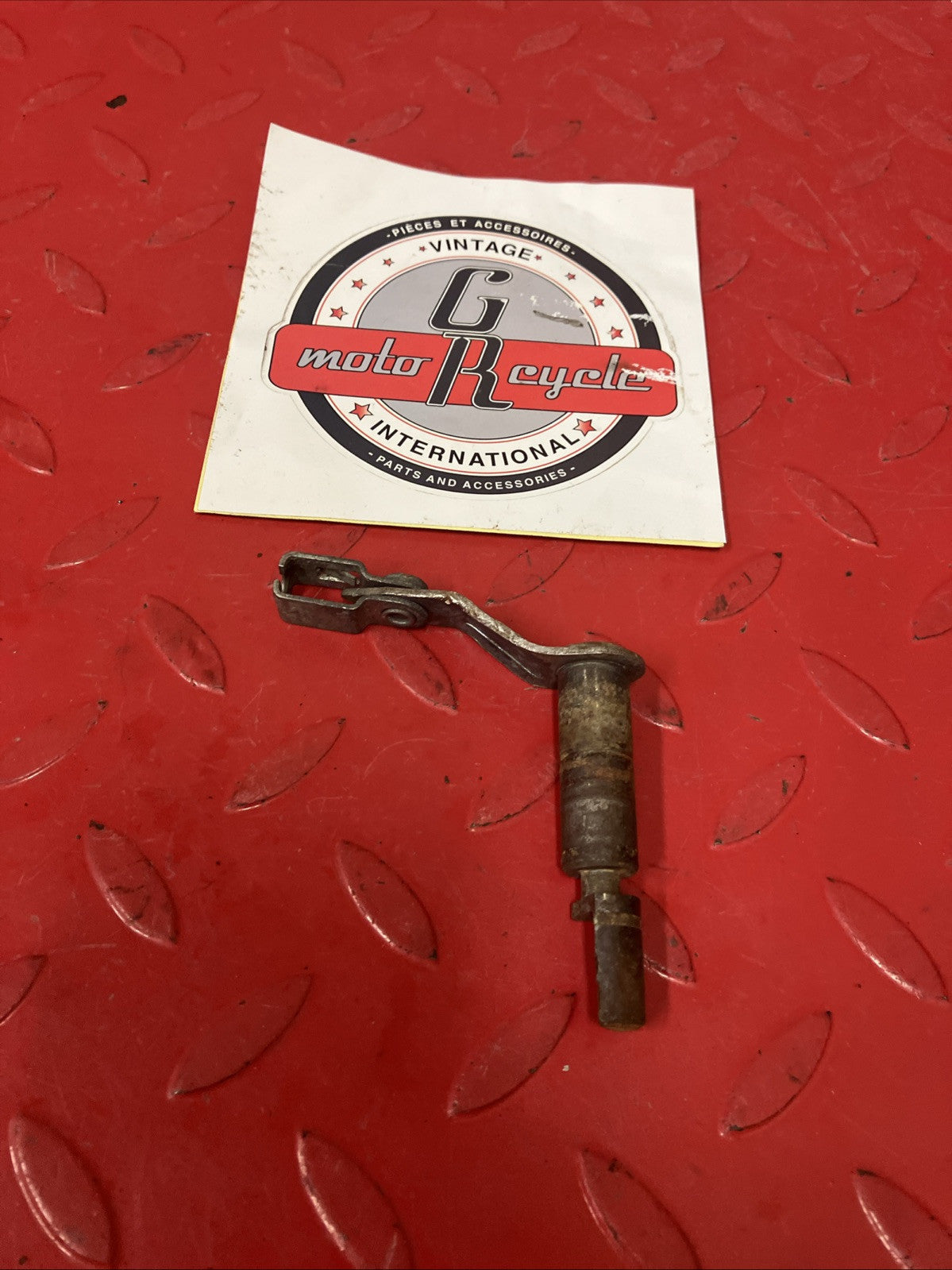 Yamaha YZ125 1984 clutch actuator lifter push lever