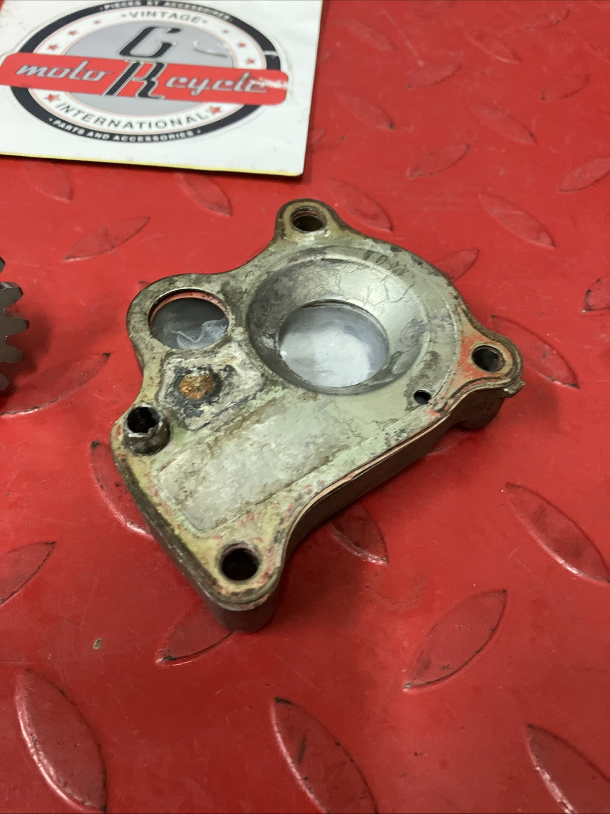 Honda CR250R 2000 water pump cover shaft gear impeller 1997 1998 1999 2001