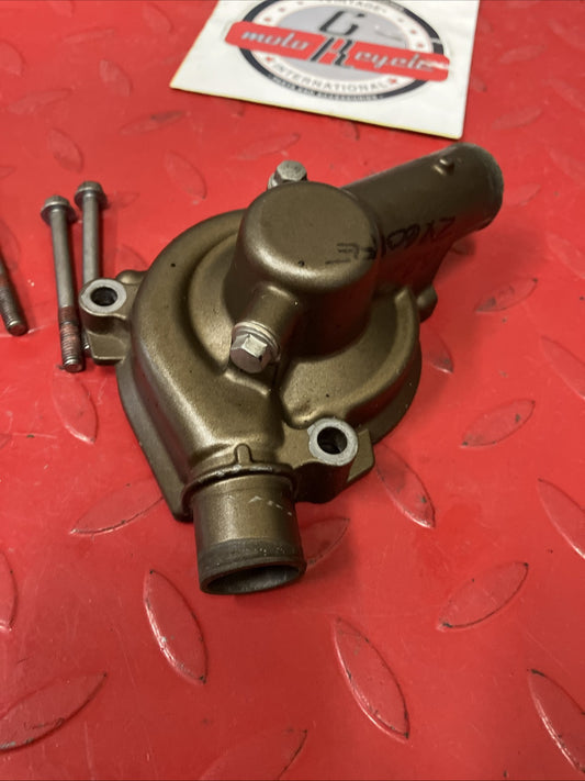 Kawasaki Ninja ZX600 ZX-6R 2002 water pump cover