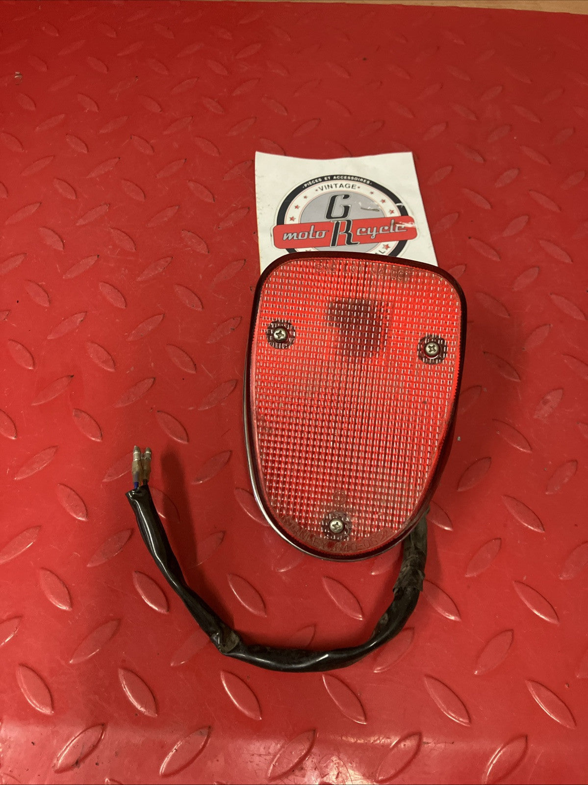 Yamaha V Star Royal Star Taillight tail rear back light 5BN-84700-01-00 A9 2