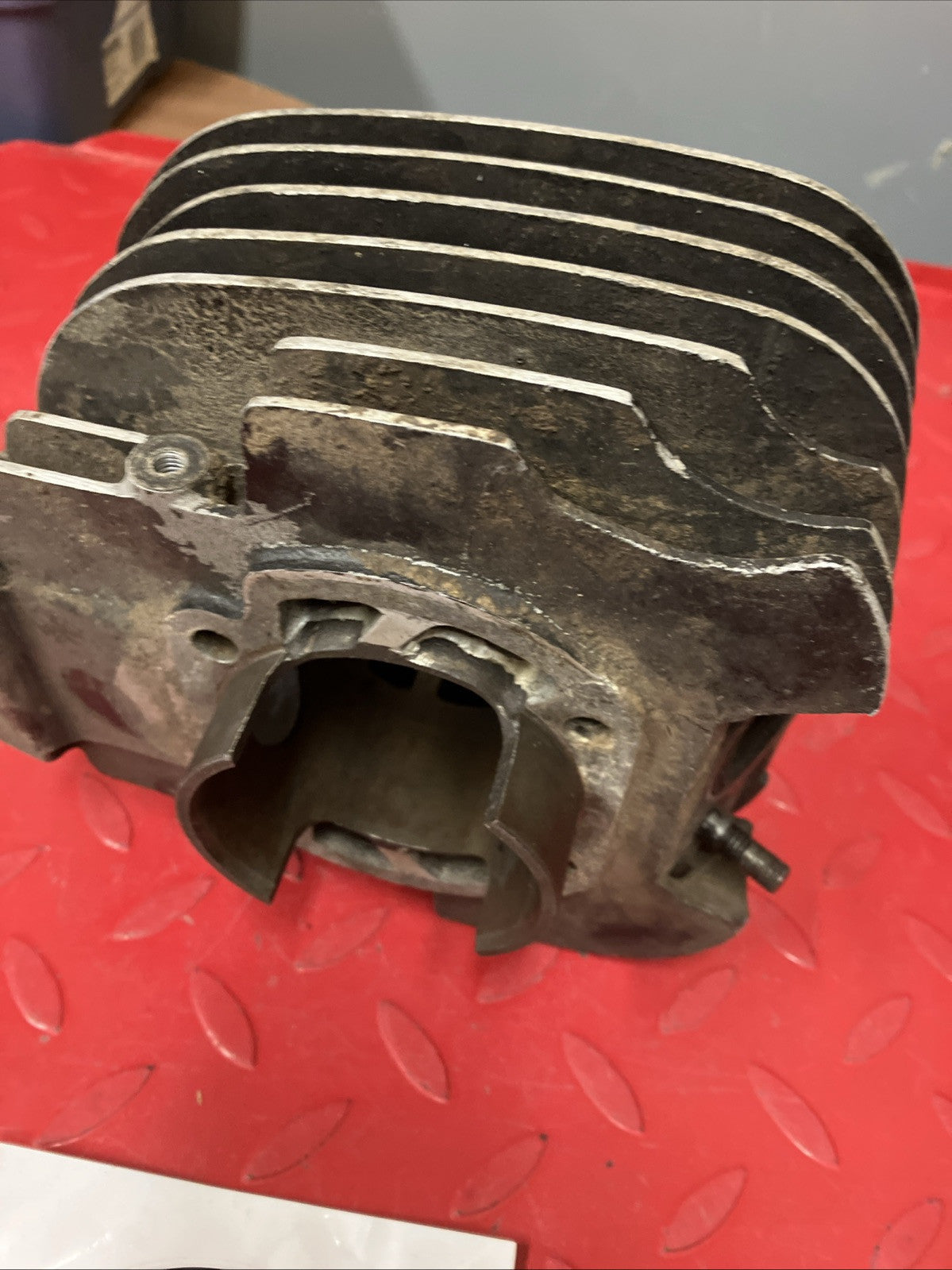 Yamaha DT175 1974 Cylinder jug barrel 1975