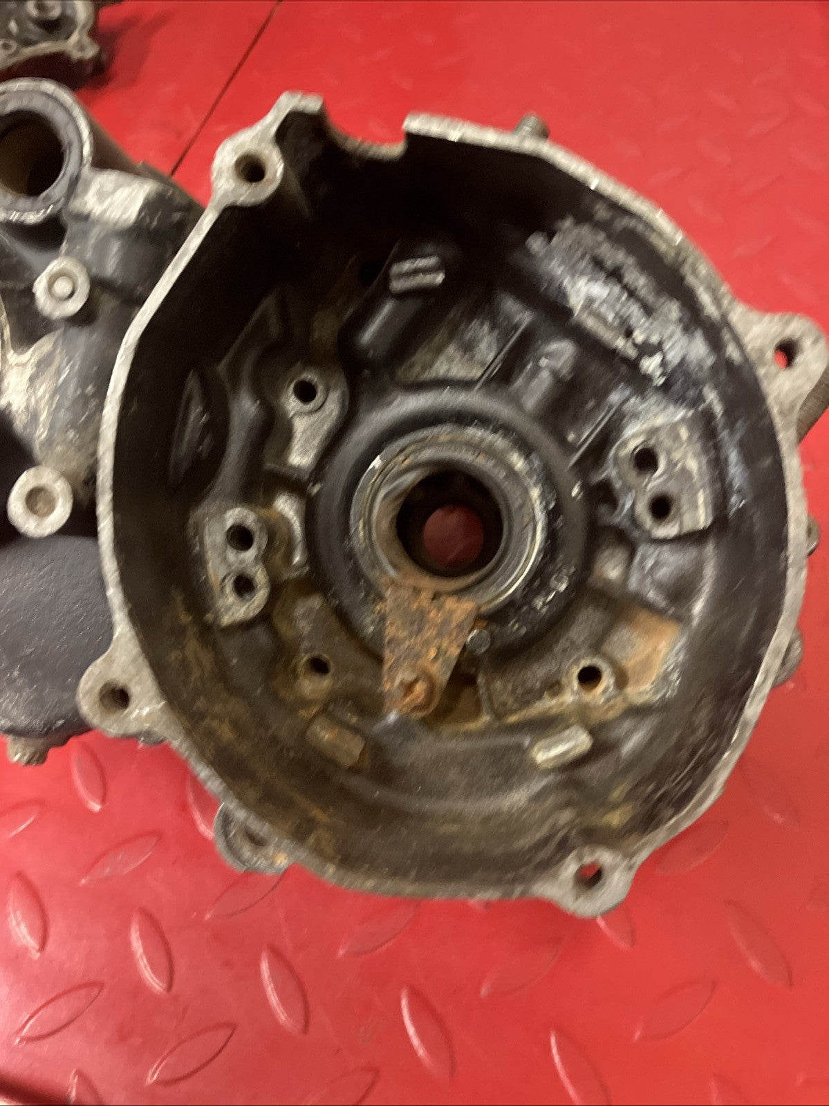 Yamaha YZ125 1984 left right crankcase set crank case 1983
