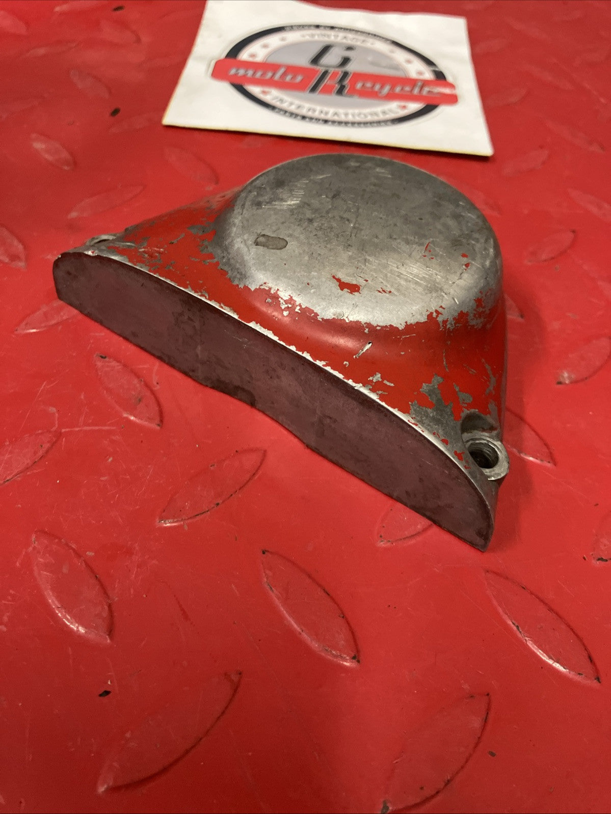 Yamaha DT175 1974 Left crankcase oil pump cover 1975 DT100