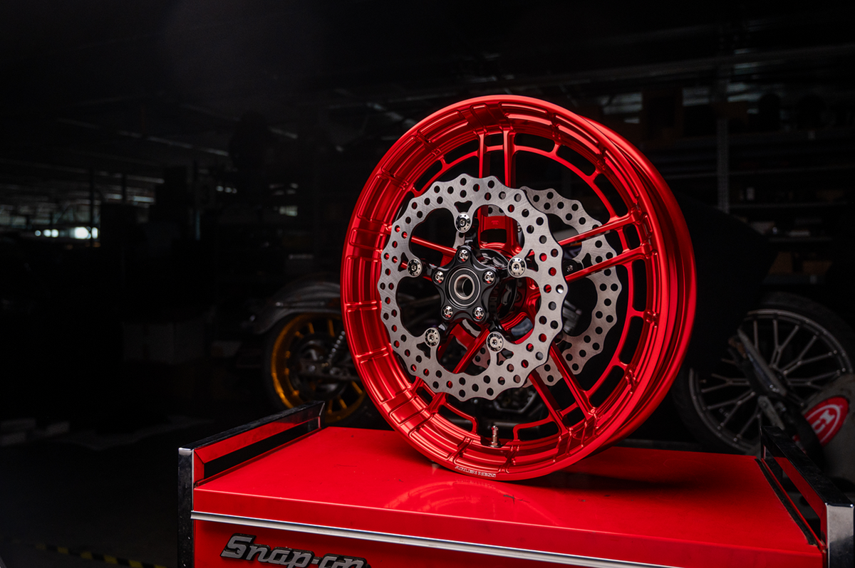 ARLEN NESS WHEEL FLATLINE 19" X 3.25" RED 330-055