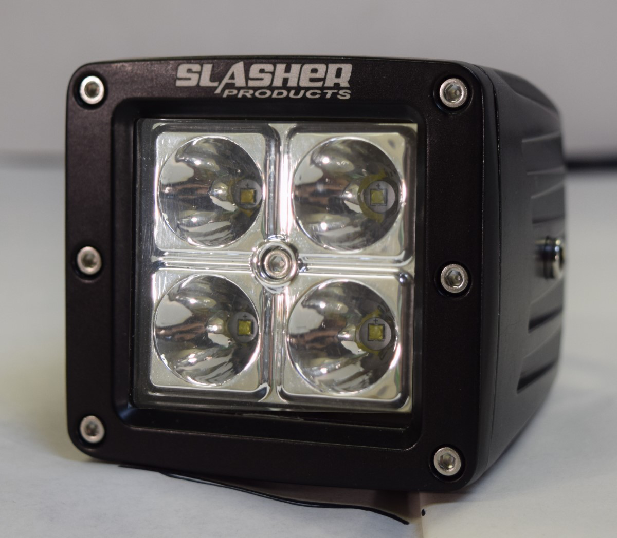 SLASHER TRAIL SERIES 4-POD FLOOD 12W WL-0412 4-PACK FLOOD