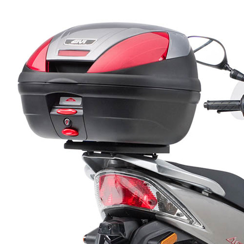 GIVI SPECIFIC PLATE MOUNT KYMCO AGILITY 50 E137