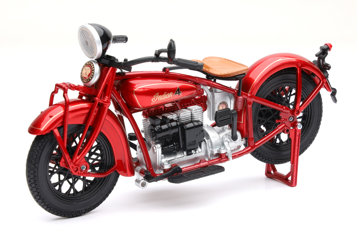 NEW RAY TOYS 1:12 INDIAN 1930 RED 58223