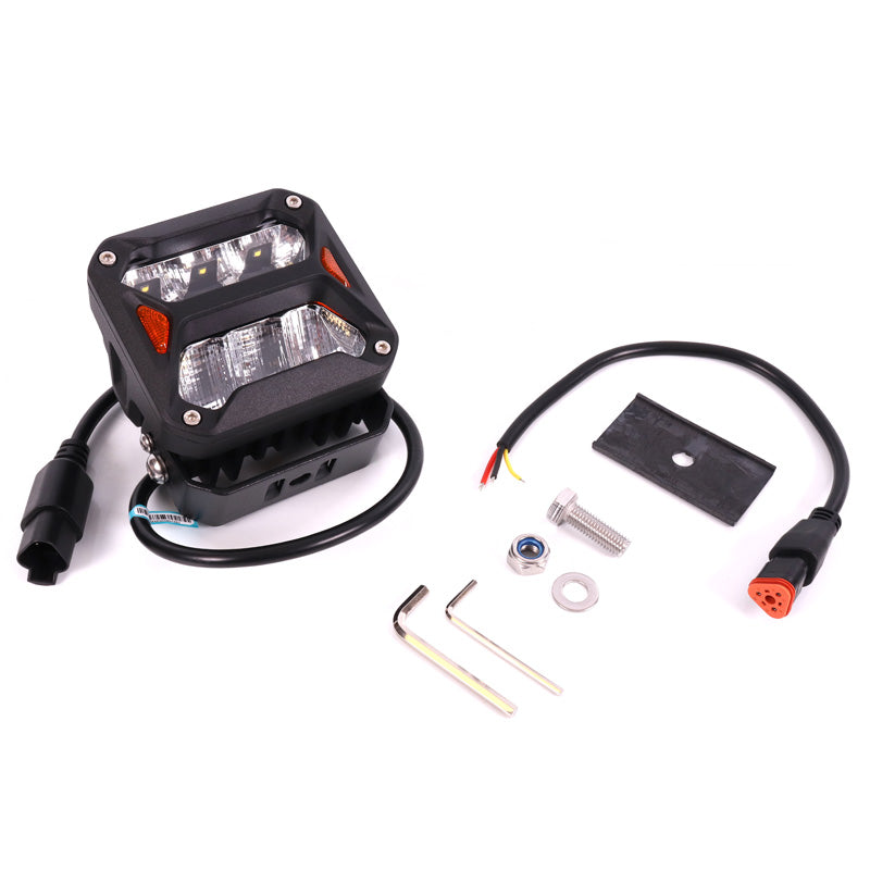 TOXIC CUBE DRIVING LED LIGHTS 4" 2700LM/30W DT PLUG 1618005