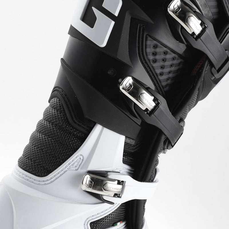 GAERNE GAERNE MX KID GX-J/BLACK/WHITE SIZE: 37 2169-004-37
