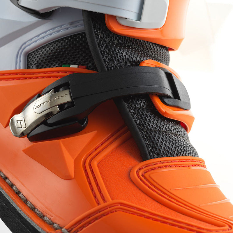 GAERNE GAERNE MX KID GX-J/BLACK/ORANGE SIZE: 37 2169-008-37