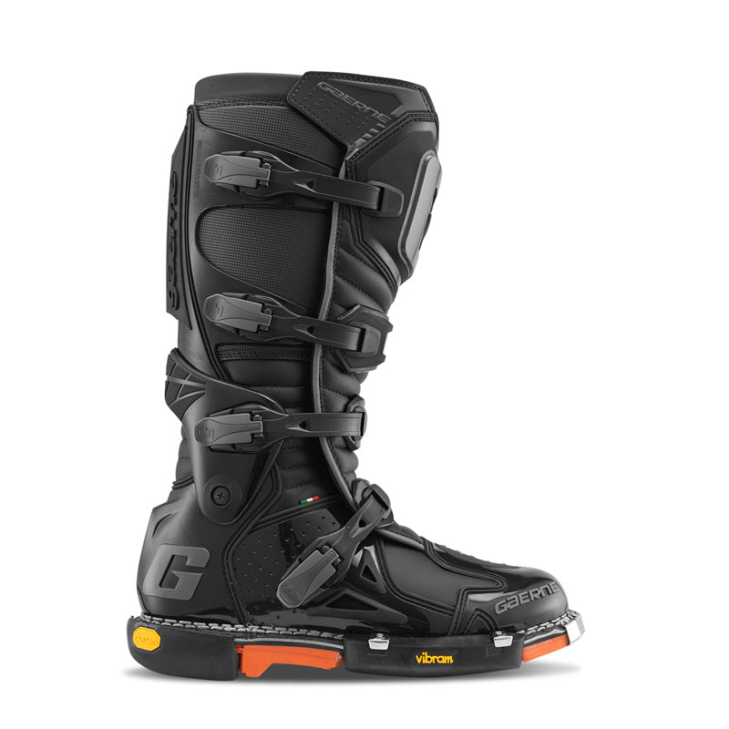 GAERNE GAERNE FASTBACK SUPERMOTARD MIDNIGHT BLACK SIZE 4 2201-011-44