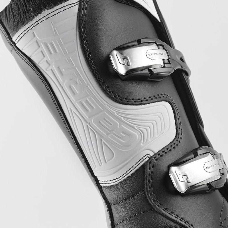 GAERNE GAERNE TRIAL BALANCE PRO TECH/BLACK SIZE: 44.5 2524-001-44_5