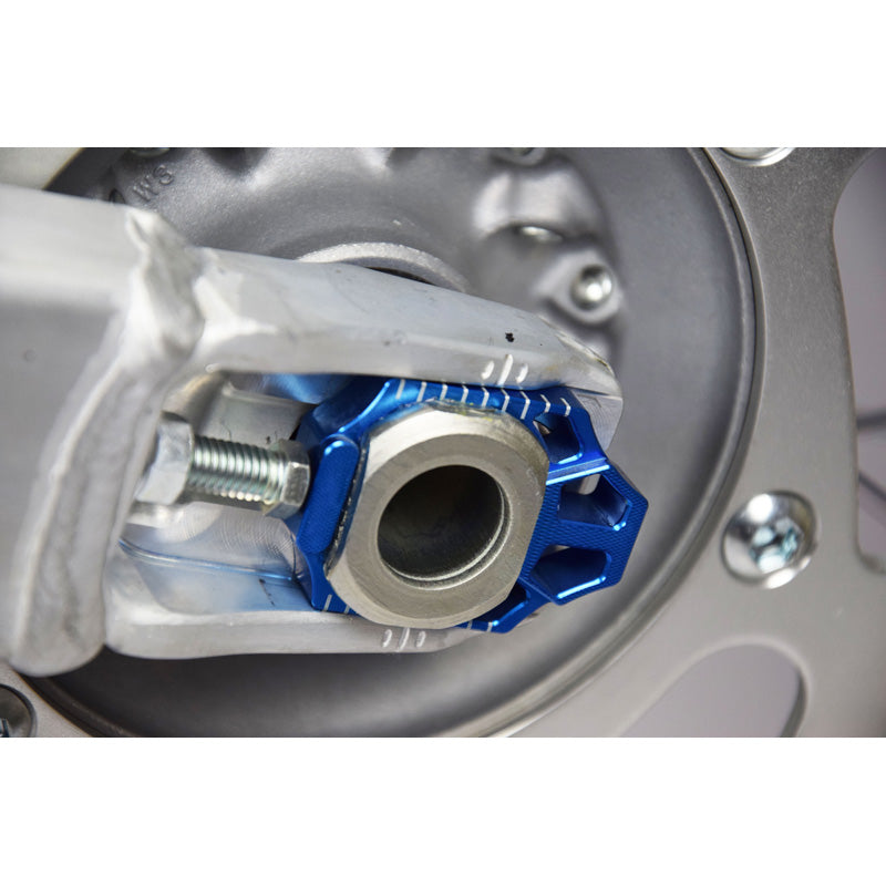 SCAR AXLE BLOCKS (YAMAHA) BLUE AB102