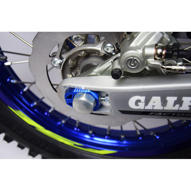SCAR AXLE BLOCKS (SHERCO) BLUE AB601