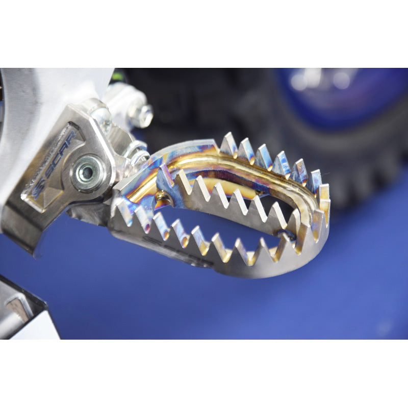 SCAR FOOTPEGS GRIPPER (YAMAHA) TITANIUM S1516