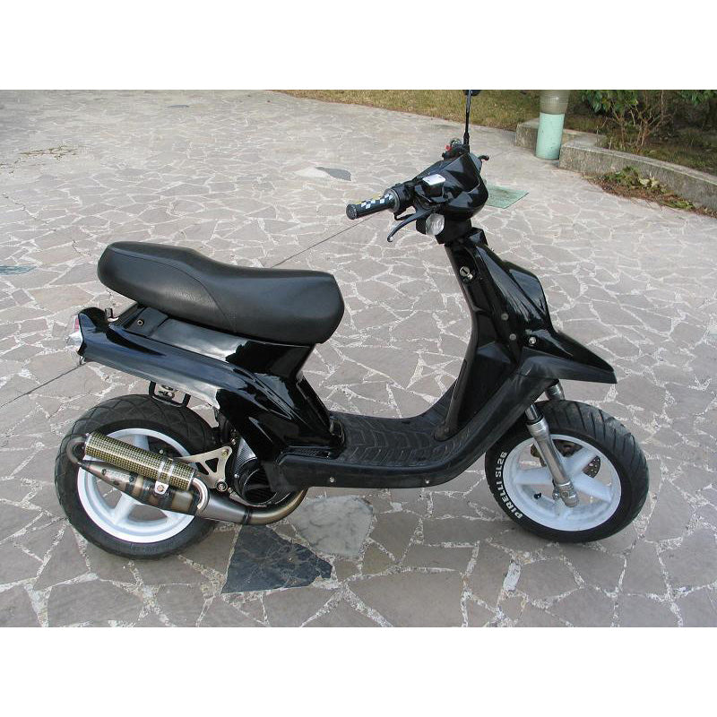 TNT PLASTIC KIT BLACK BW'S 96-01 5PCS. 366409