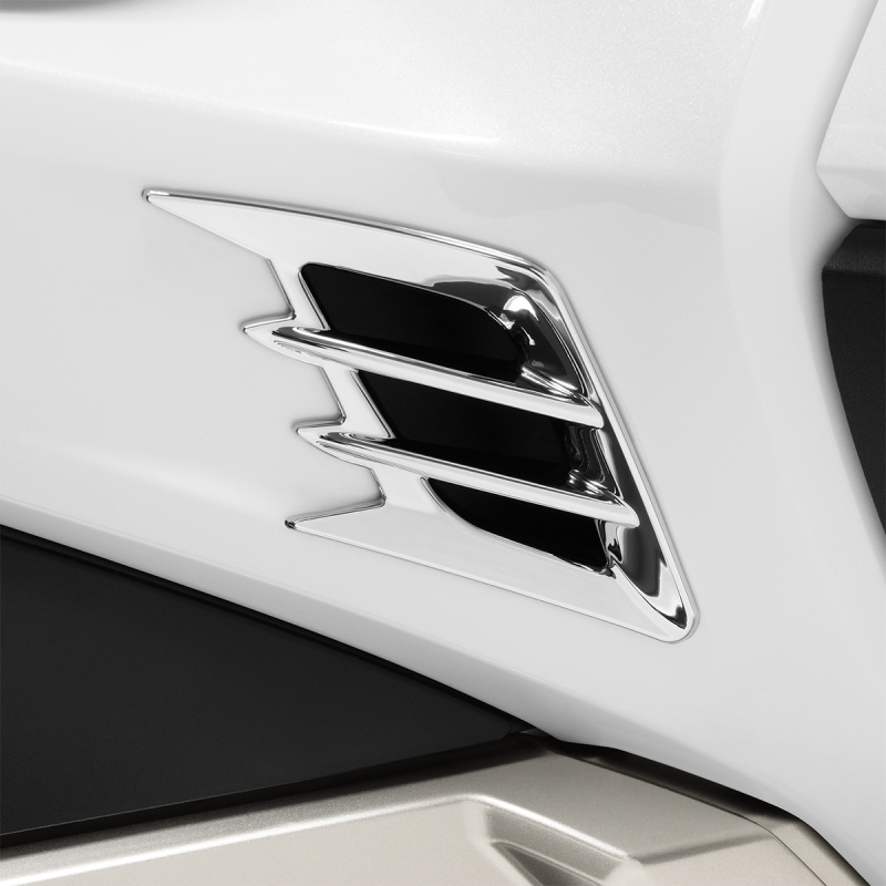 SHOW CHROME SIDE PANEL VENT ACCENT CH  PR 52-960