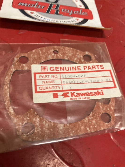 NOS KAWASAKI S1 S2 CYLINDER BASE GASKET 11009-027 K21