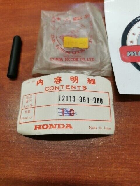 NOS Honda MT125 K0 K1 INSERT RUBBER C 12113-361-000 H93
