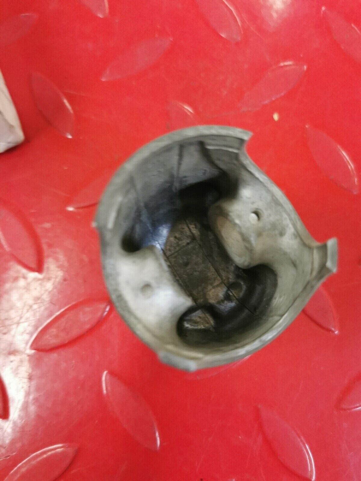 NOS YAMAHA YZ80 1981 PISTON 2 O/S 0.50  22W-11636-01 Y50