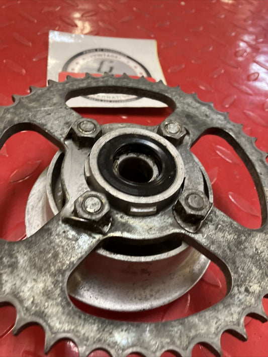 Kawasaki G5 1972 rear hub coupling