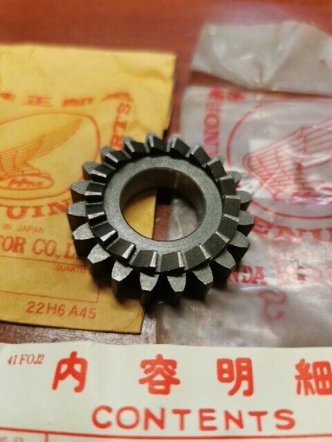 NOS Honda CB350F CB400F KICK STARTER PINION 28211-333-020 H98
