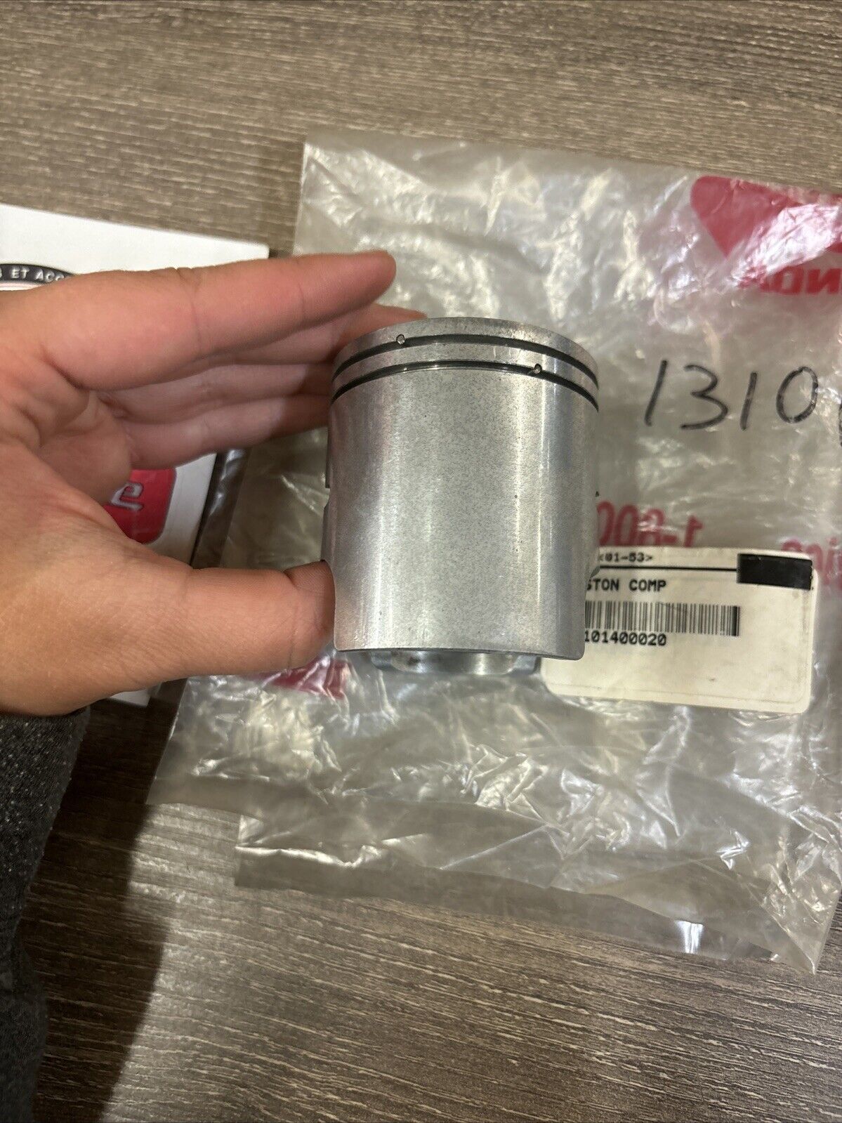 NOS Honda CR125M MT125R PISTON STD 13101-400-020 H136