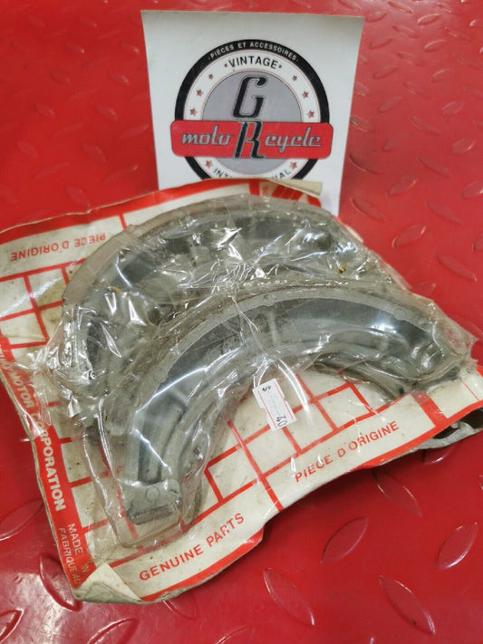 NOS SUZUKI  LTF300F LTF500F BRAKE SHOE  64400-41810   S12