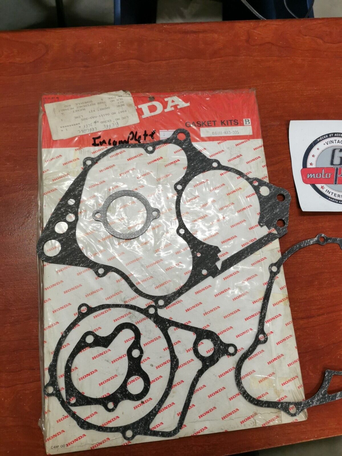 NOS Honda 1981 CR125R GASKET KIT INCOMPLETE 06111-KA3-305 H66