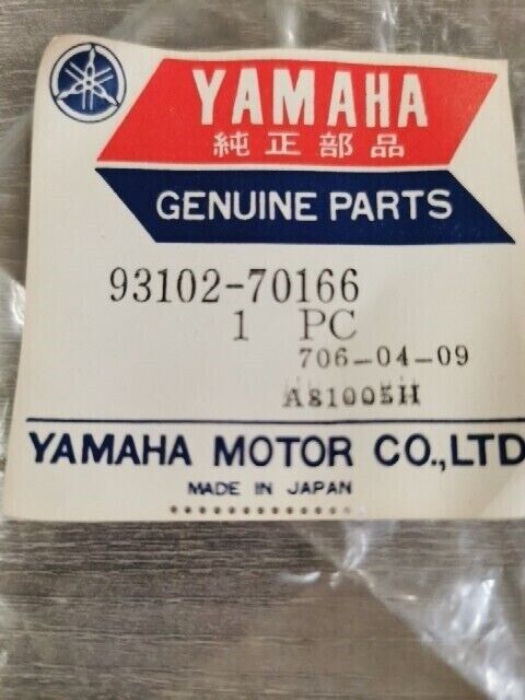 NOS YAMAHA VMX1200M FJR1300R XVS1100R XVS11SXVZ13T OIL SEAL 93102-70166-00 Y159