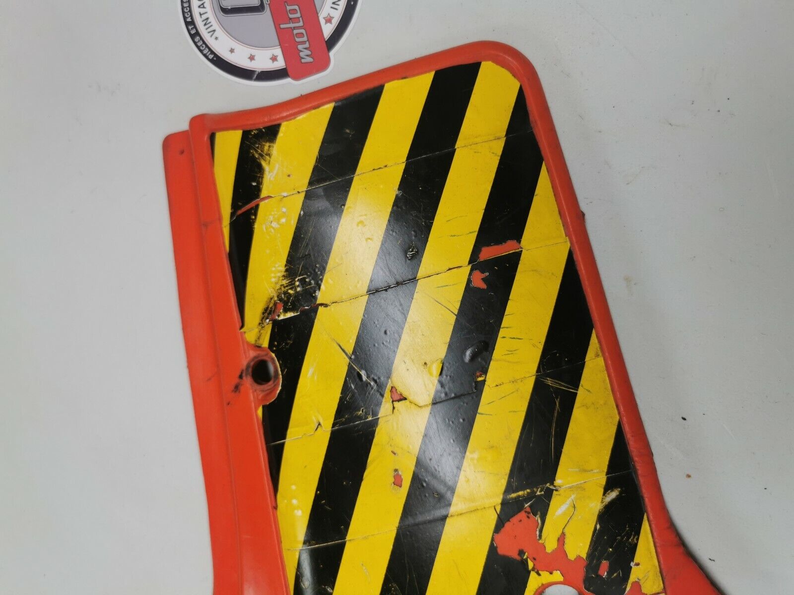 Honda XR200R 1984 Left side airbox cover panel number plate 1985 XR250R G