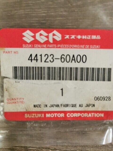 NOS SUZUKI LT4WD QUAD RUNNER 1988 - 1996 LTF250 BOOT BAND 44123-60A00 S52