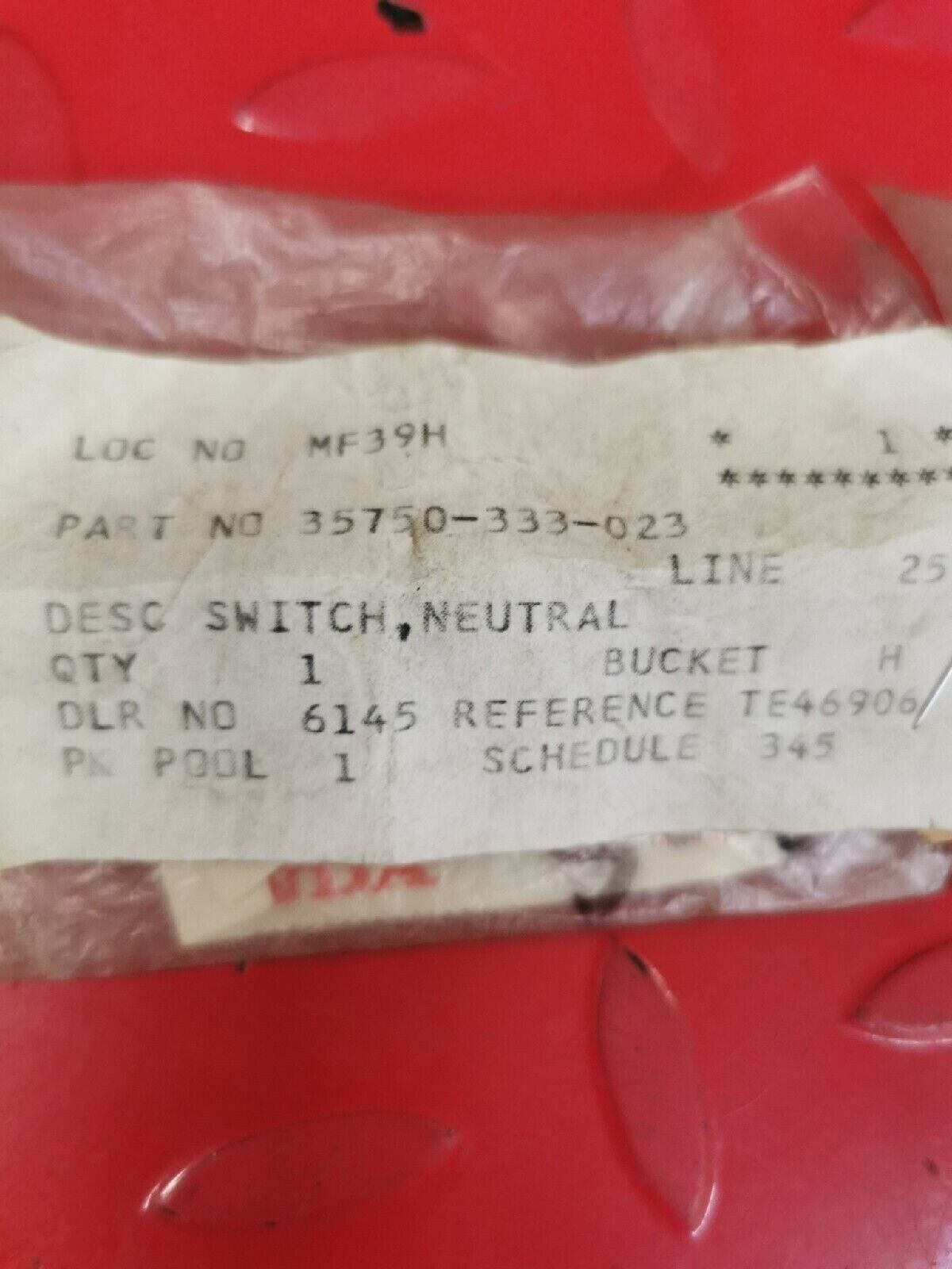 NOS HONDA  MT250 CB200T MT125 CB360T SWITCH  NEUTRAL 35750-333-023 H39