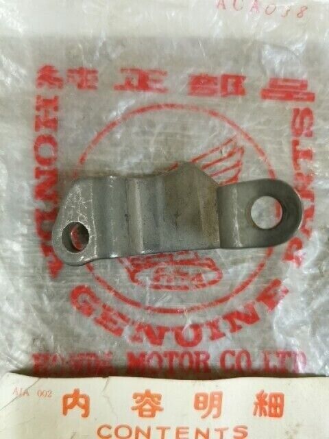 NOS HONDA CB250N CB400N 1978 PLATE KICK STOPPER 28271-413-020 H81