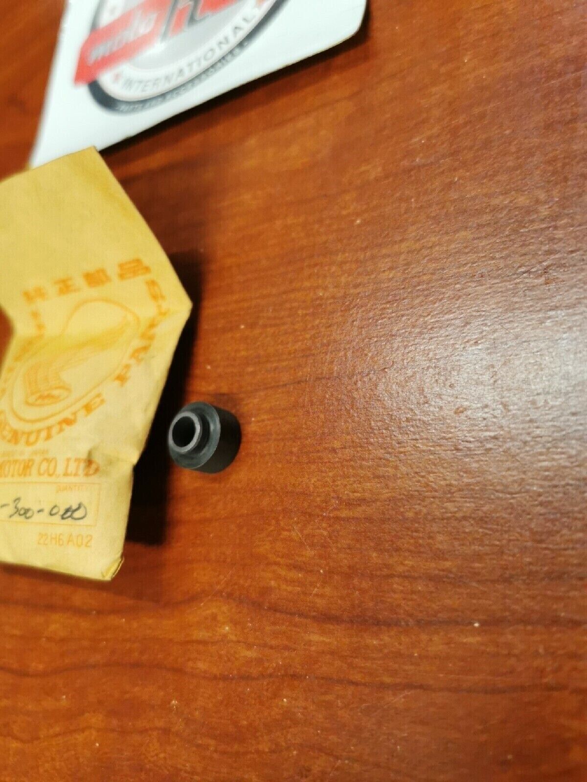 NOS Honda CB750K GL1100 GL1000 COLLAR, STOPPER ARM 24663-300-000 H33