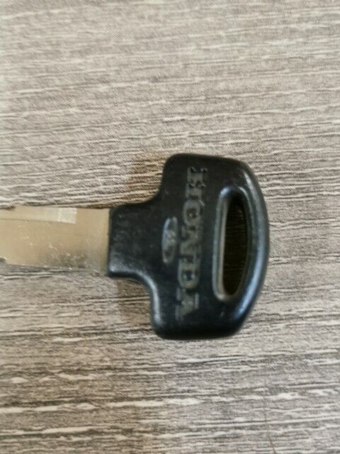 NOS HONDA CH125 CH250 KEY BLANK TYPE A 35121-391-812 SUB BY 35121-KAB-812  H74