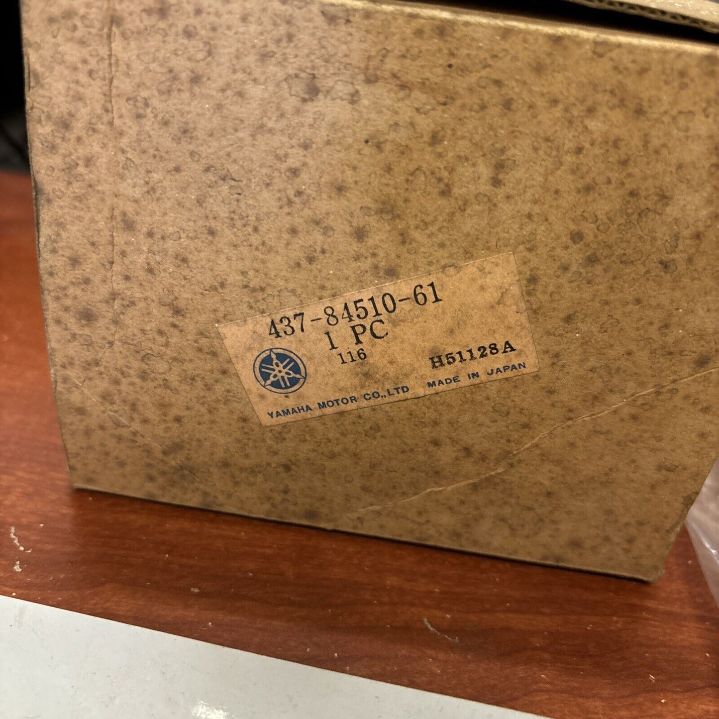 NOS Yamaha TAIL LAMP UNIT 437-84510-61 SUB 437-84510-60-00 437-84510-62-00 Y172