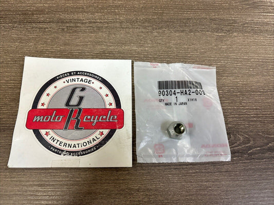 NOS Honda ATC200X ATC250R TRX250 EX R X WHEEL CLIP NUT 90304-HA2-003 H130