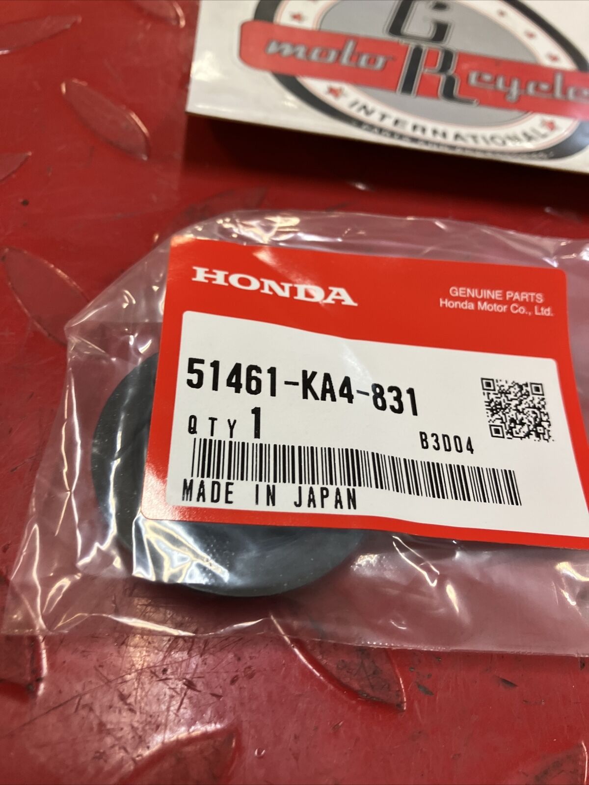 NEW Honda CR125R CR250R CR500R Front fork rubber cap cover 51461-KA4-831 H99