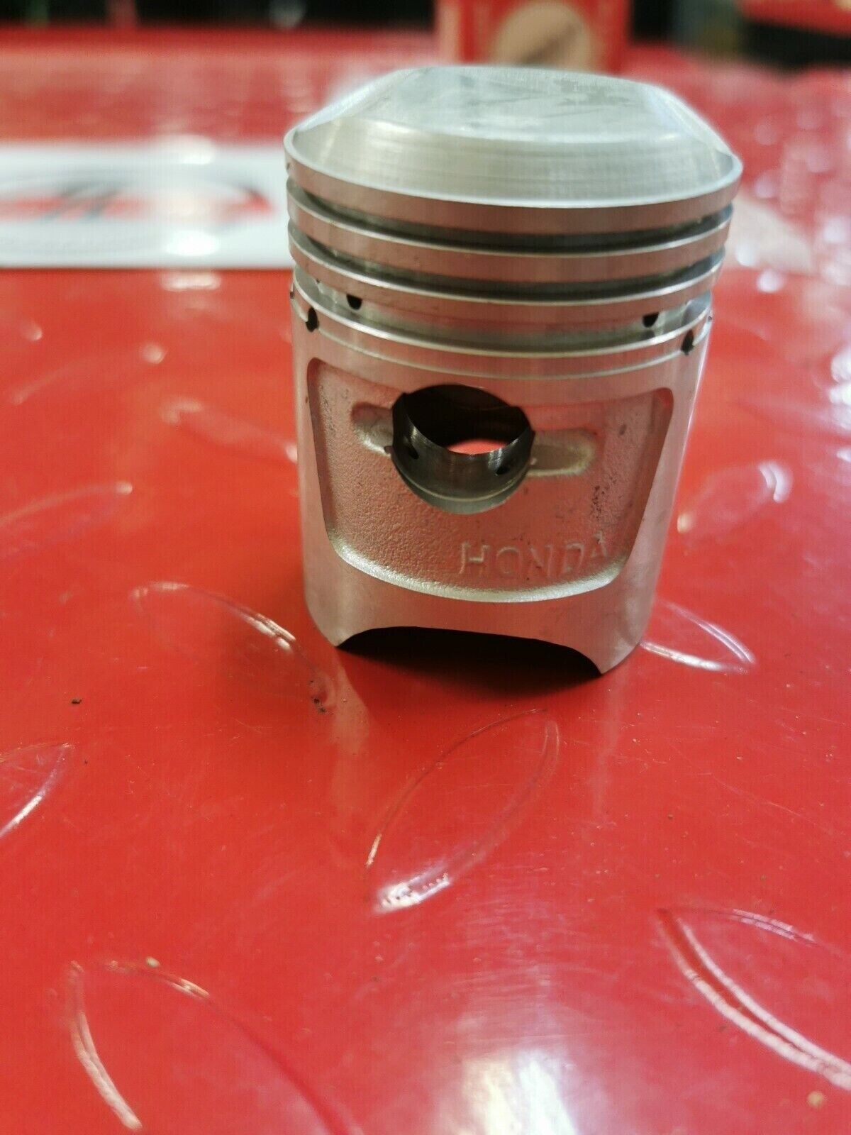 NOS Honda CA100 CA102 PISTON (1.00) 13105-001-040 H3