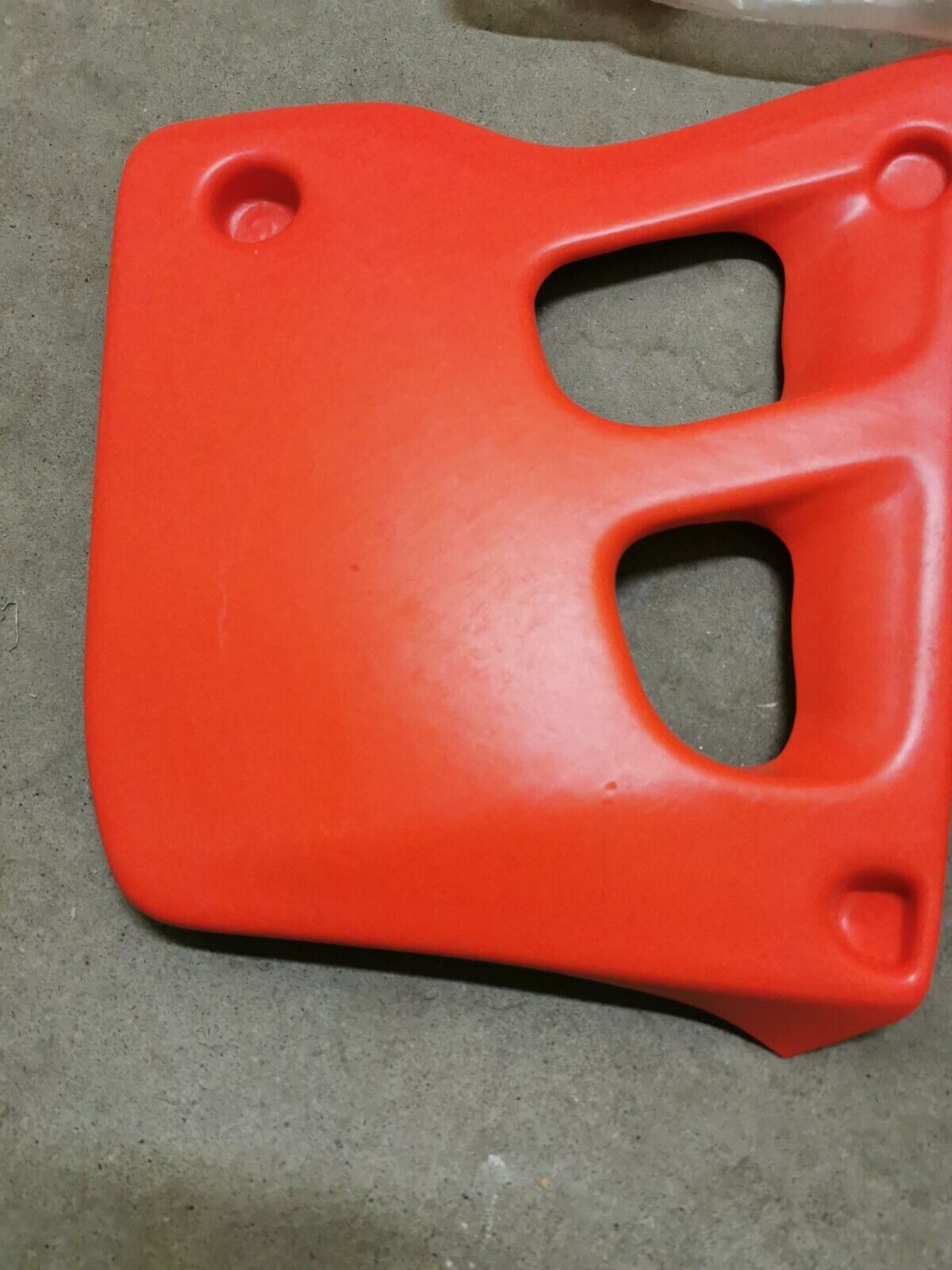 NOS MAIER HONDA CR250R 1990 FUEL TANK RADIATOR SCOOPS SHROUD RED Kit  60019 J42