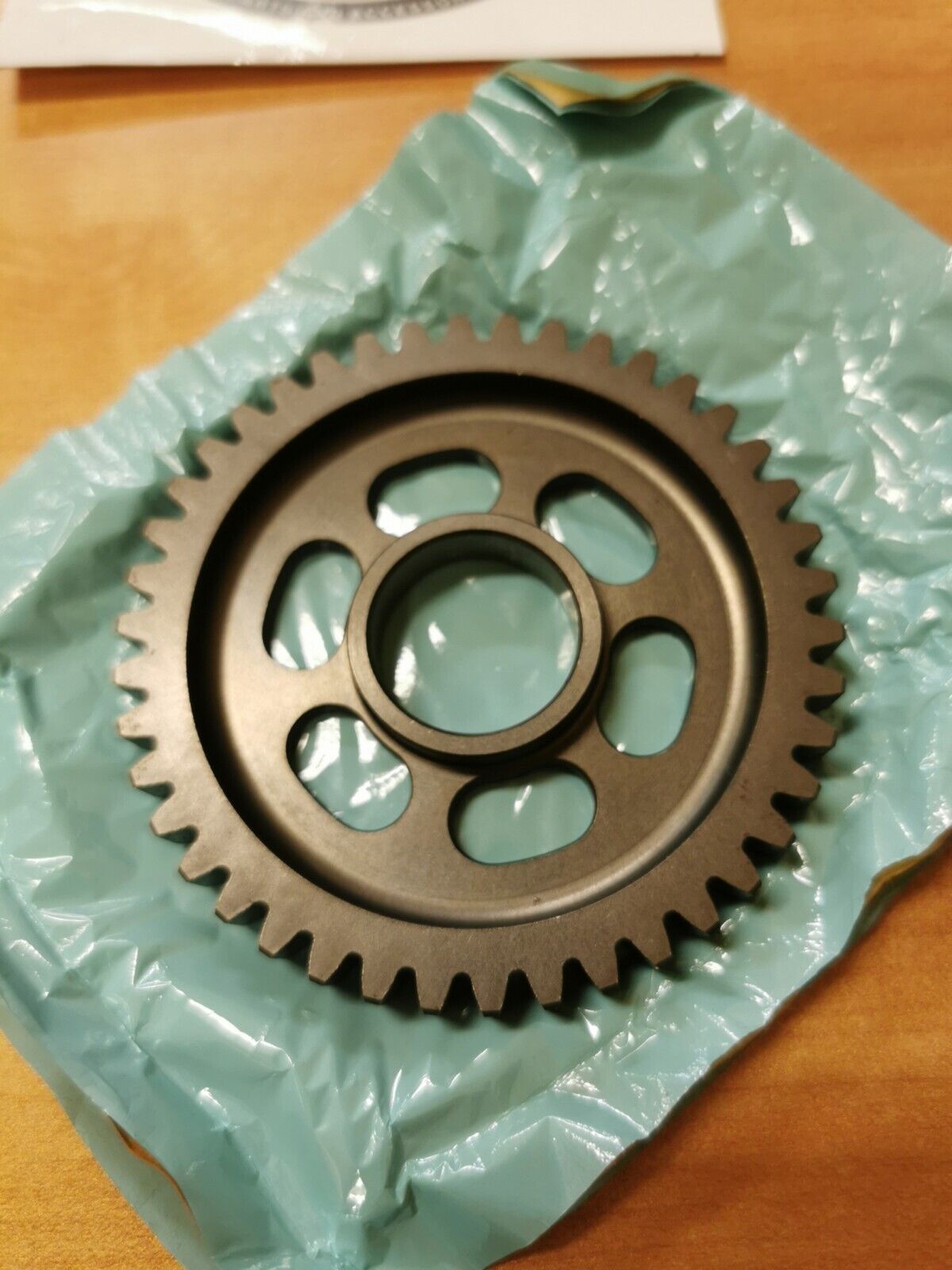 NOS HONDA  XR250 1978 - 1981  GEAR  COUNTERSHAFT LOW  42T   23411-428-000    H29