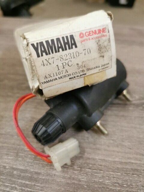NOS YAMAHA XV750J XV920MK XV500K IGNITION COIL ASSEMBLY 4X7-82310-70-00 Y160