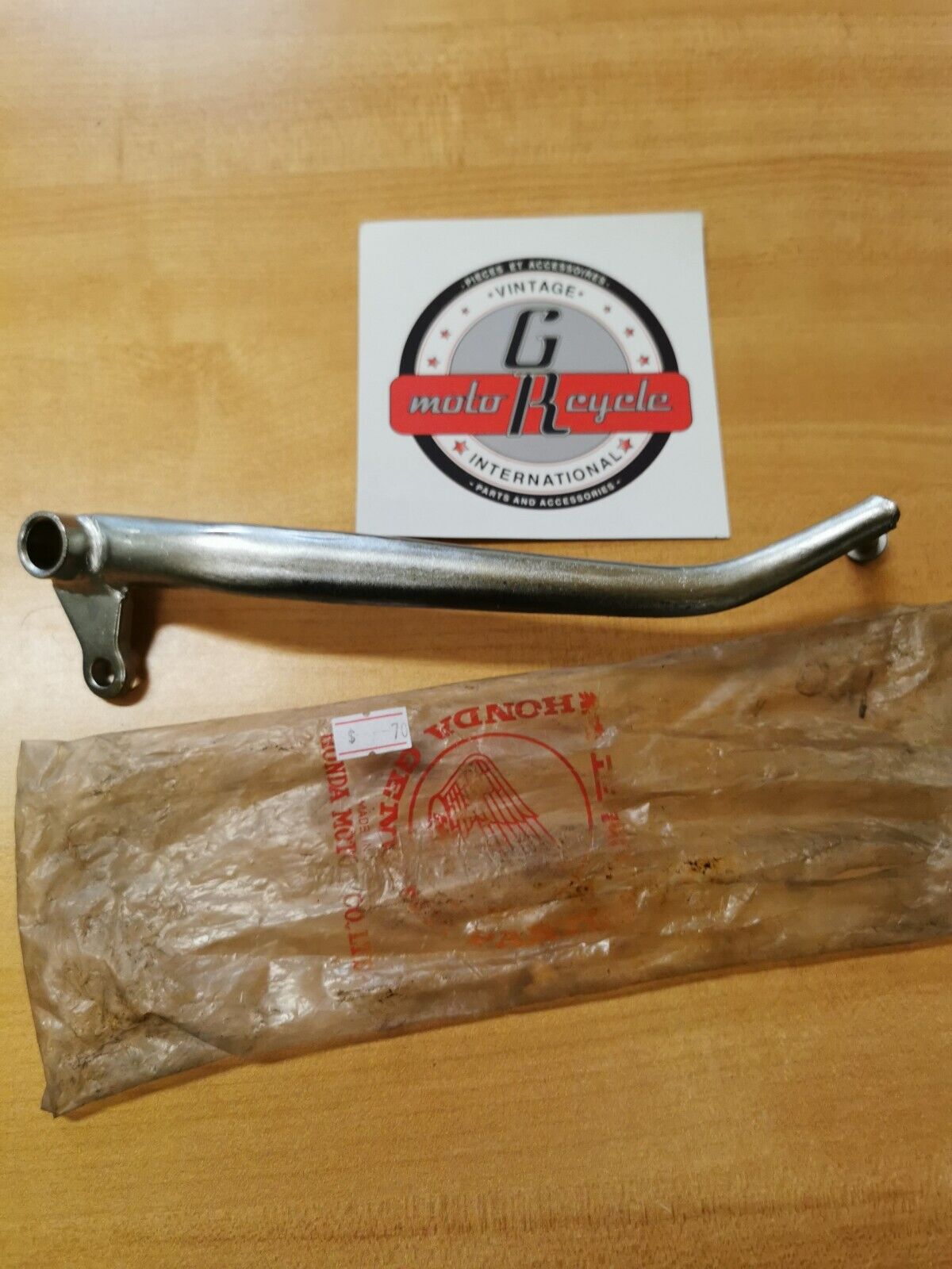 NOS HONDA CB350 CL350  1968 - 1973 PEDAL  GEARSHIFT 24701-286-010  H17