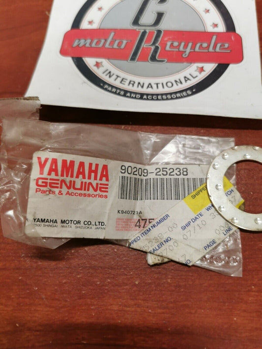NOS Yamaha VX500 SJ700 VX600 EX570 WASHER 90209-25238-00 SUB. 90209-25325-00 Y93